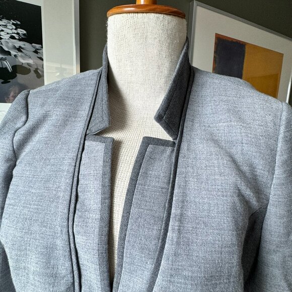 White House Black Market Gray Tone on Tone Colorblock Wool Blazer US8   - 1H2126 - Picture 8 of 12